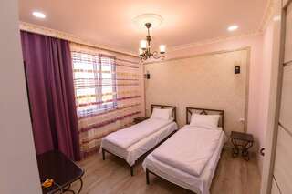 Отель KARNEL Hotel Sanain Двухместный номер с 2 отдельными кроватями и душем-10