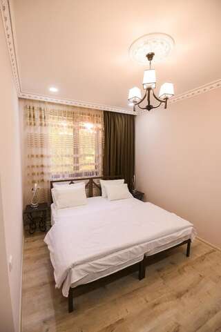 Отель KARNEL Hotel Sanain Двухместный номер с 1 кроватью или 2 отдельными кроватями и балконом-5